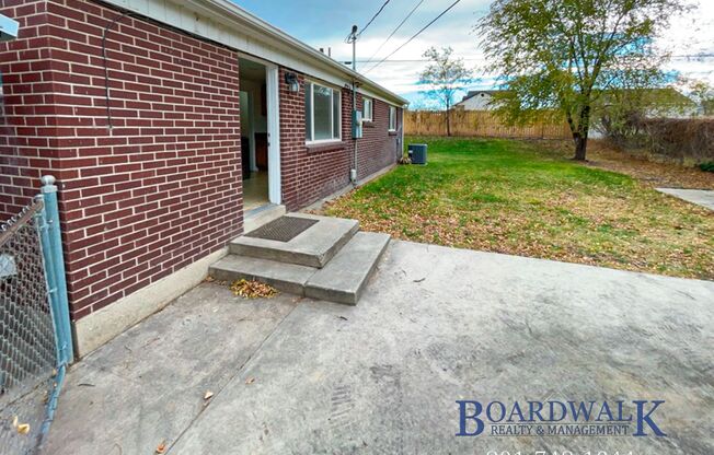 3 beds, 1 bath, $1,799