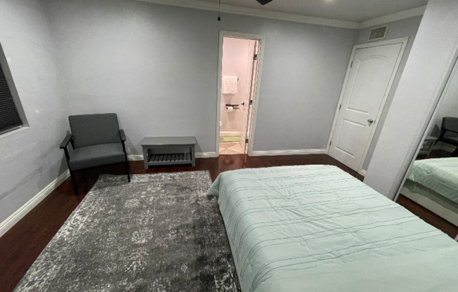 11152 MAGNOLIA