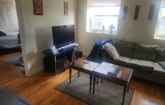 1 bed, 1 bath, 650 sqft, $2,200, Unit 23