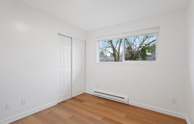 3 beds, 1 bath, 864 sqft, $1,750, Unit 40