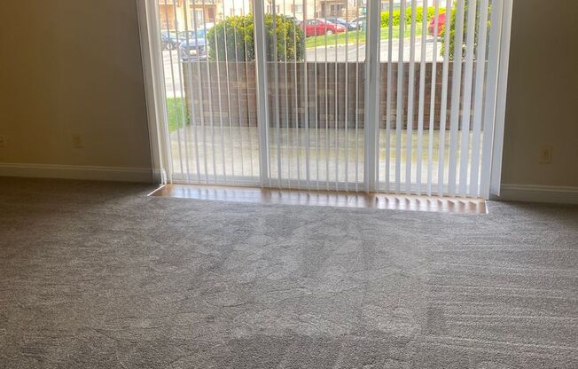 1 bed, 1 bath, 800 sqft, $1,600, Unit 3355 #004