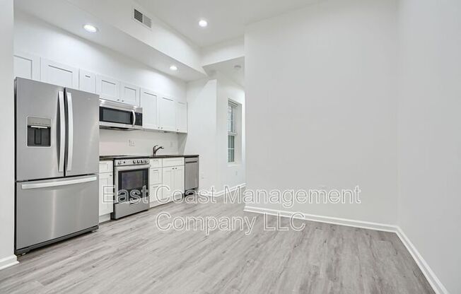 131 E N AVE