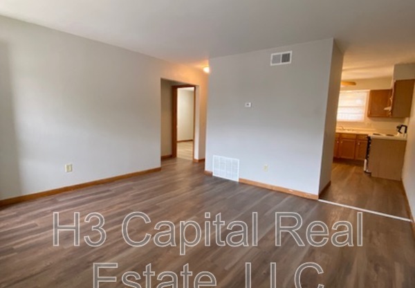 17 S LONG ST