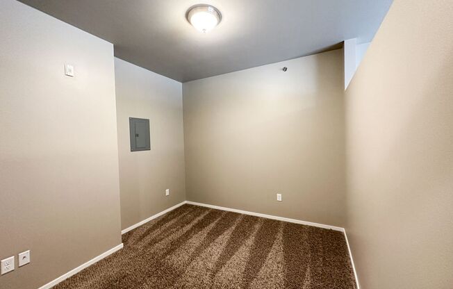 Studio, 1 bath, 558 sqft, $845, Unit Bldg 2 Apt 2402