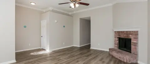 217 LOS ANGELES DR