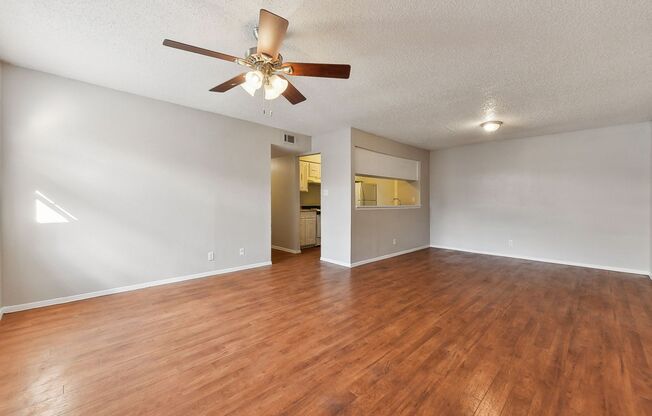 Studio, 1 bath, 440 sqft, $800, Unit 120