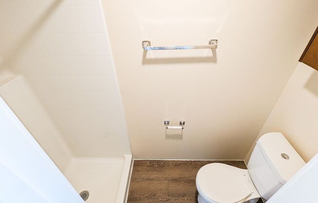 Studio, 1 bath, 154 sqft, $1,245, Unit 460
