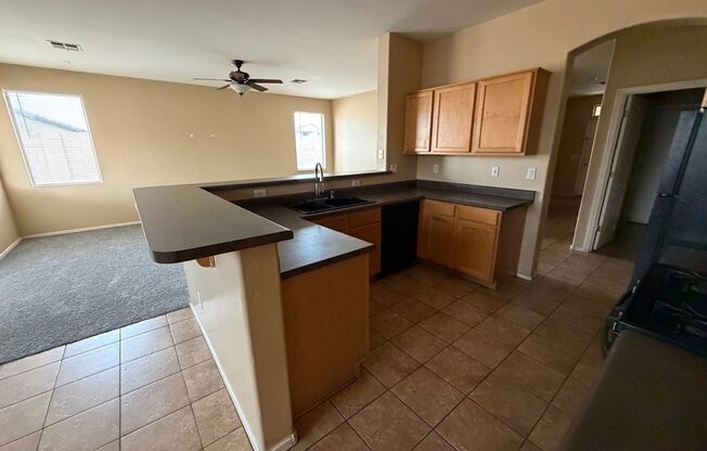 Beautiful Home for Rent in Tolleson! **NEW CARPET**