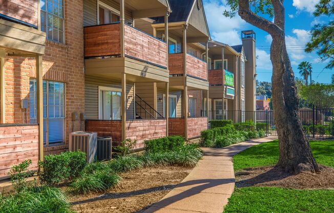 1 bed, 1 bath, 540 sqft, $875