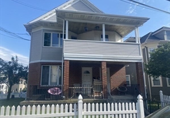 8 Porter St.