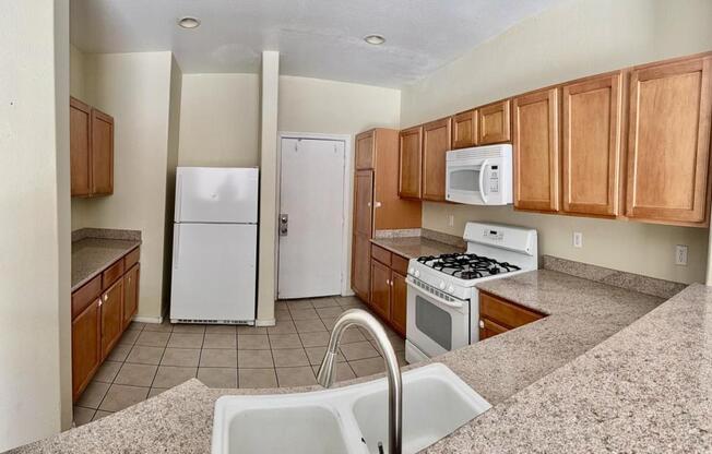 4019 BENEVOLENT DR