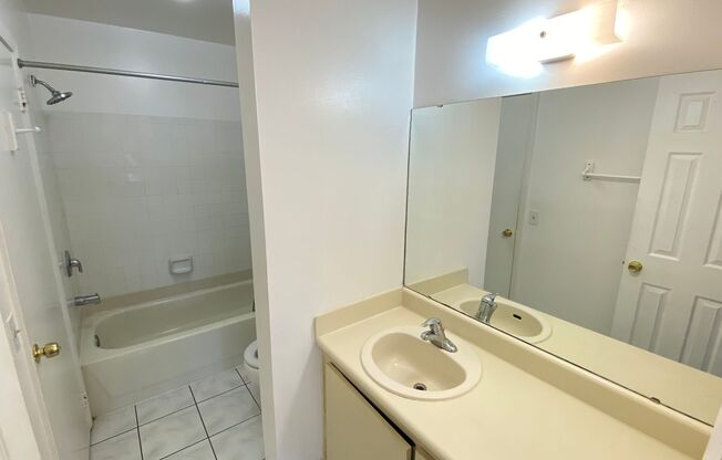 1 bed, 1 bath, $1,195