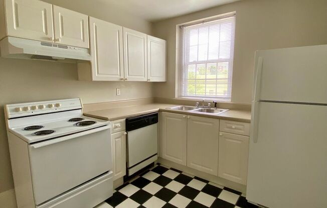 1 bed, 1 bath, 450 sqft, $1,295, Unit 963-413