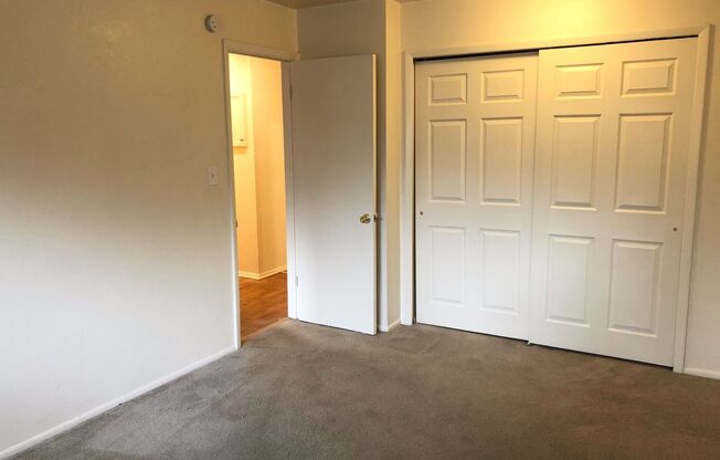 2 beds, 1 bath, 875 sqft, $1,895, Unit 106