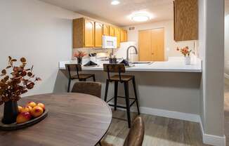 Eagle Rock Apartments in Spokane Valley, Washington Model Dining Room and Kitchen