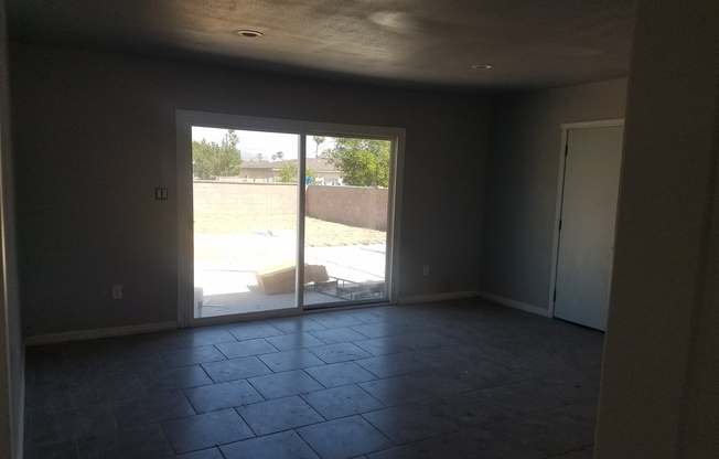 Beautiful remodel 3 bed 2 bath house