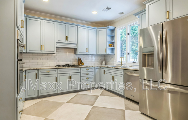 4168 GATESWALK DR SE