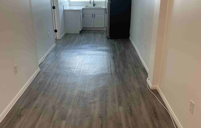 1 bed, 1 bath, 420 sqft, $1,995, Unit 10