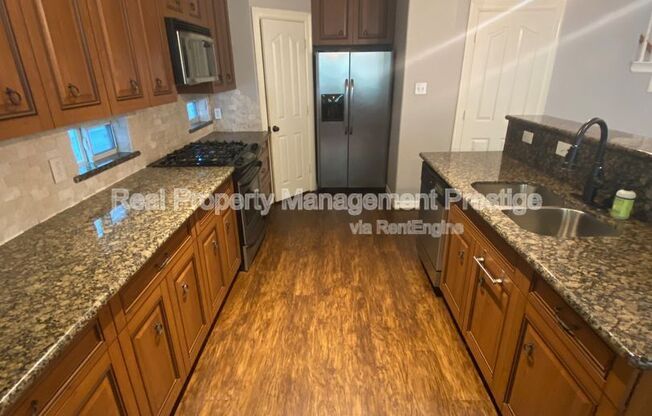 1109 W 15 1/2 ST