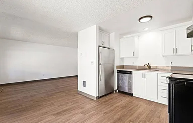 Coast Pine Apartments