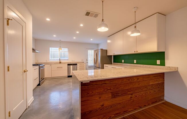 Renovated Brentwood Gem: Modern 3-Bed, 2-Bath Home with Office, Sunroom, and Spacious Yard!