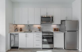 Studio, 1 bath, 502 sqft, $1,395, Unit 101