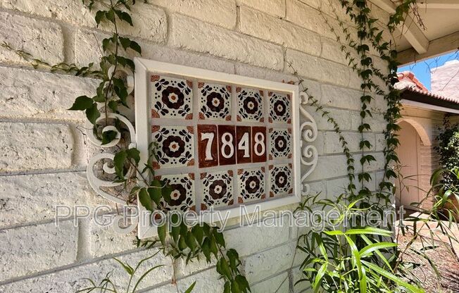 7848 E VIA SONRISA Street