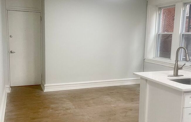 1 bed, 1 bath, 500 sqft, $1,350, Unit 104