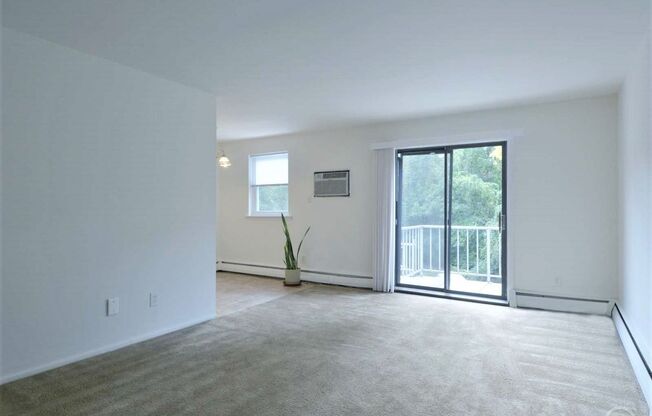 Ridgeway Court Apartments