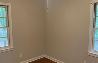 3 beds, 1 bath, $1,050