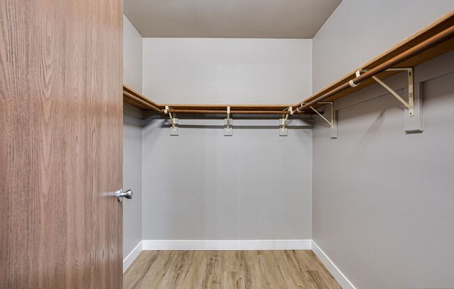 2 beds, 2 baths, 1,050 sqft, $1,599, Unit FV9A