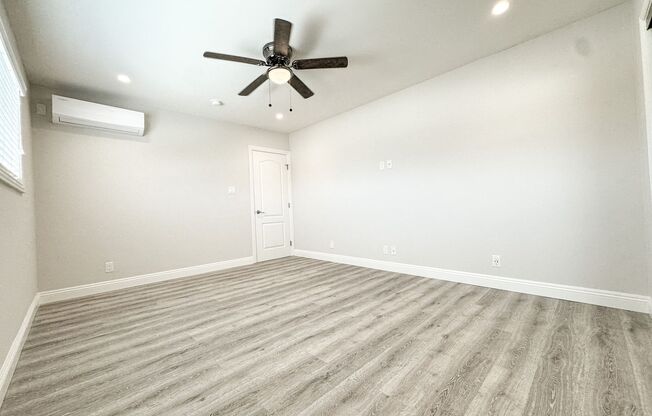 1 bed, 1 bath, $2,099, Unit 38