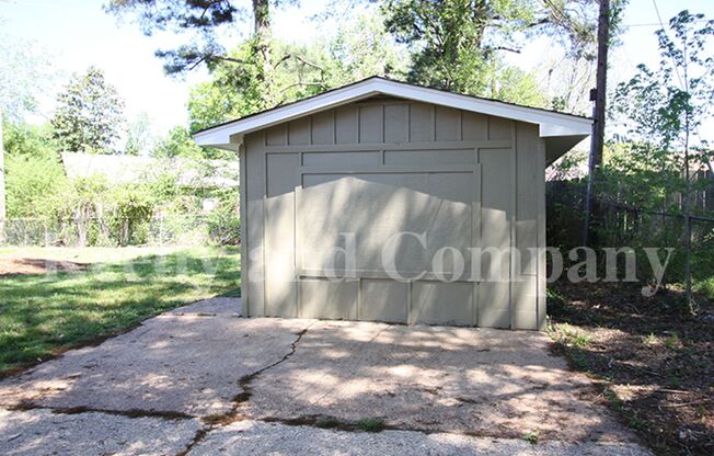 Welcome to 4338 Manor Haven Drive!
