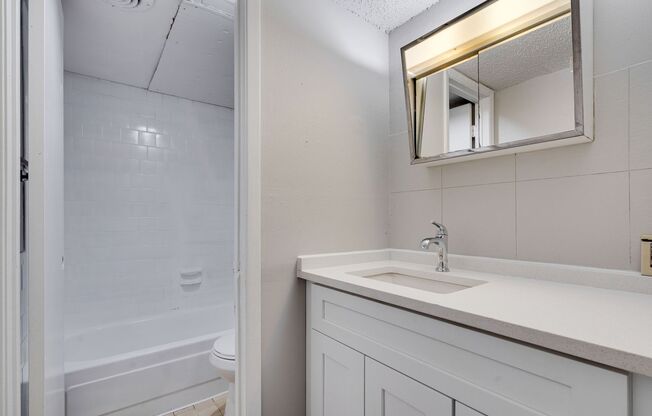 2 beds, 2 baths, 825 sqft, $1,200, Unit K738 - 311 - 208