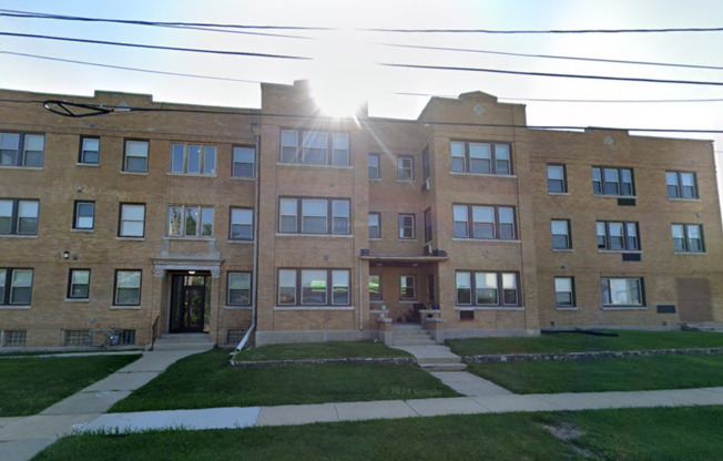 1404 E State St Apartments