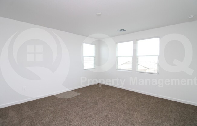 4 beds, 2.5 baths, 1,967 sqft, $2,499