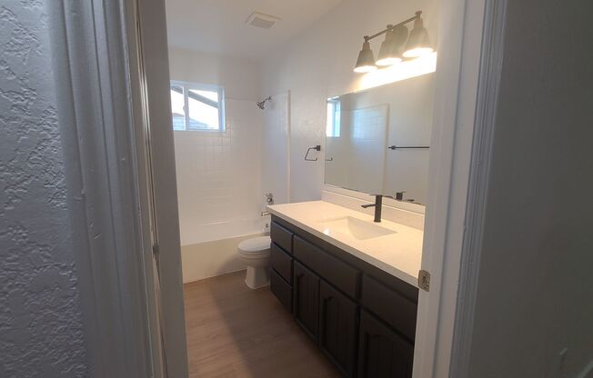 4532 E CABALLERO CIR