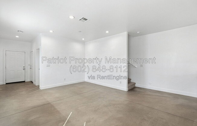 3 beds, 2.5 baths, 1,375 sqft, $2,200, Unit 2