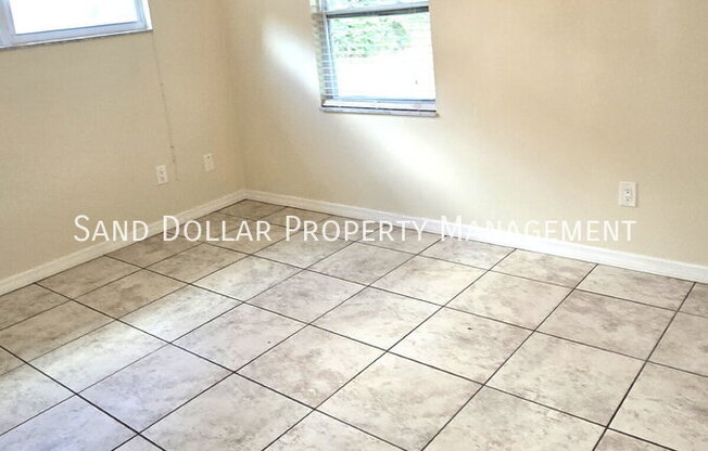 1410 LK HIGHLAND DR