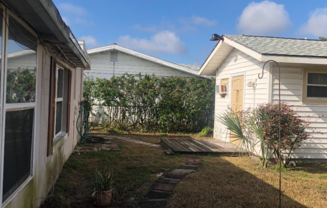 23 HIBISCUS DR