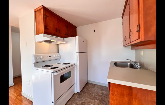 180 Bond St / Theo Investments LLC