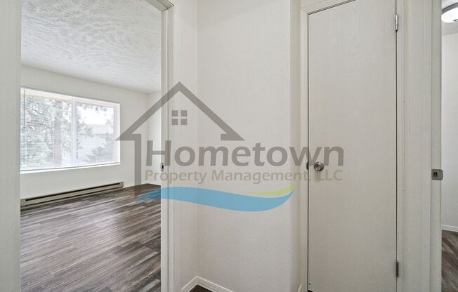 2 beds, 1 bath, 800 sqft, $1,200, Unit B6