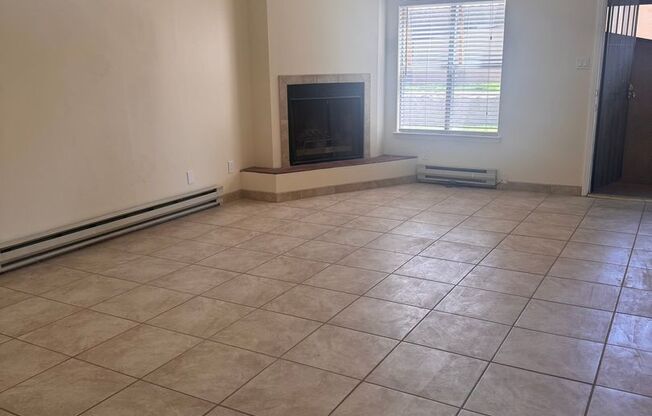 Cute Condo near University