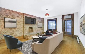 157 W 93 ST