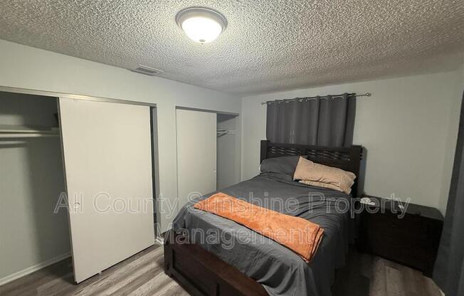 5113 N 45 ST