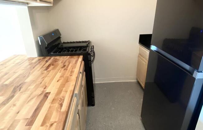 1 bed, 1 bath, $2,350, Unit 4