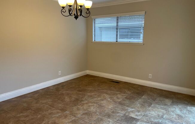 Remodeled & Spacious Cambrian 3 Bedroom 2.5 Bath Townhome