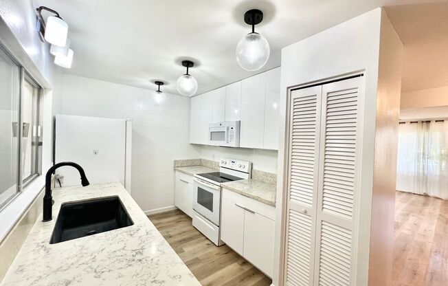 3br/2.5ba/2pkg in Kaneohe PETS NEGOTIABLE