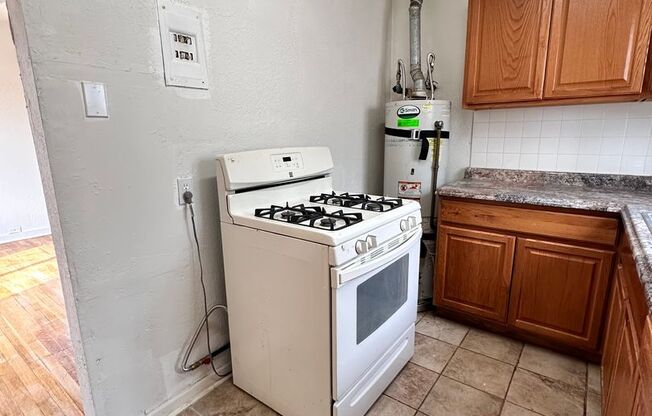 1 bed, 1 bath, 660 sqft, $850