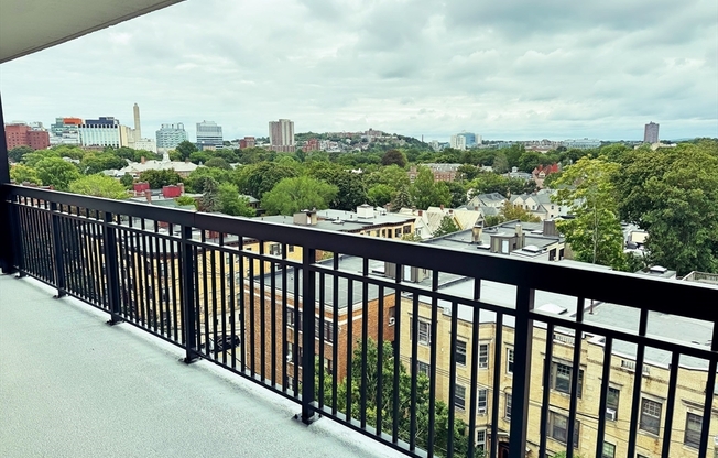 60 Longwood Ave Apt 710